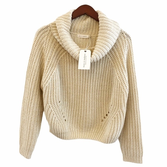 MOON & MADISON NWT Cropped Cowl Neck Knit Sweater Size Small in Cream - Picture 13 of 13